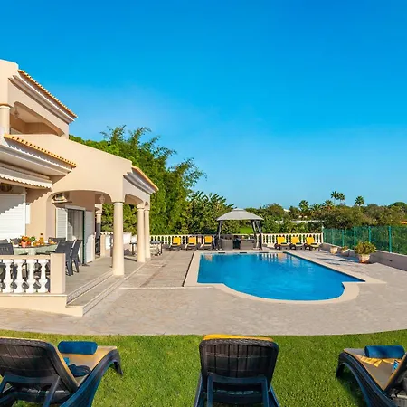 Villa Paloma - Tranquilidade Com Piscina Aquecível E Bbq - Albufeira