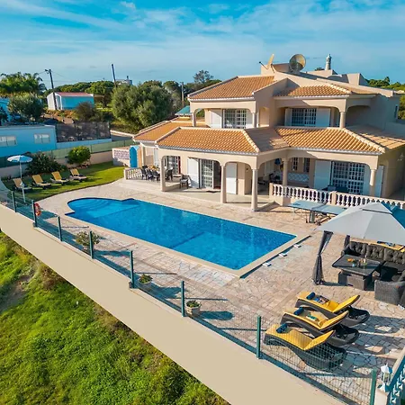 Paloma - Tranquilidade Com Piscina Aquecivel E Bbq - Villa Albufeira