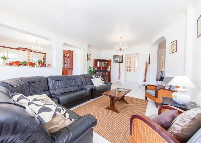 Paloma By Algarve Vacation Villa