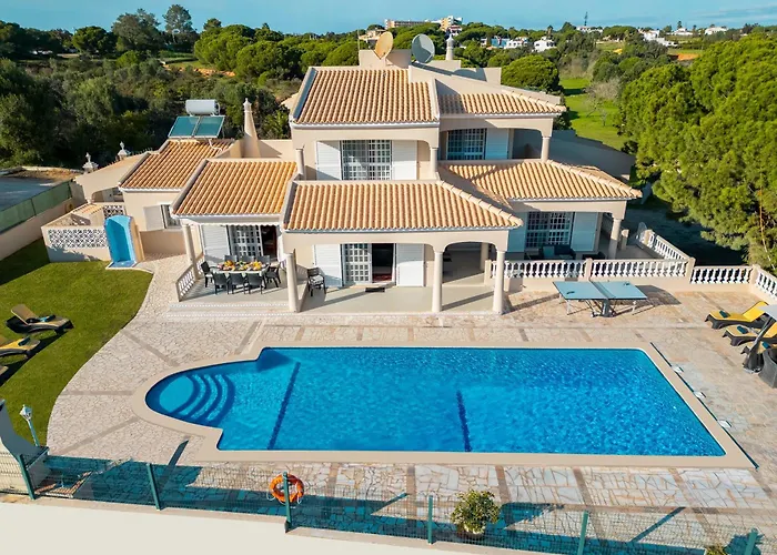 Paloma By Algarve Vacation Villa *