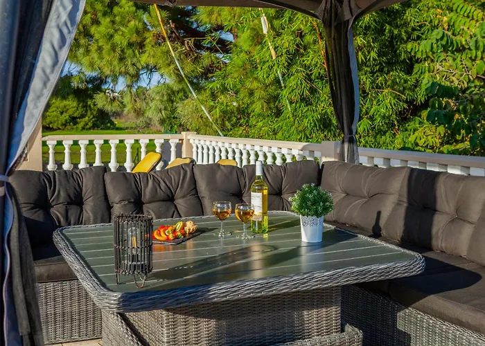 Paloma By Algarve Vacation Villa